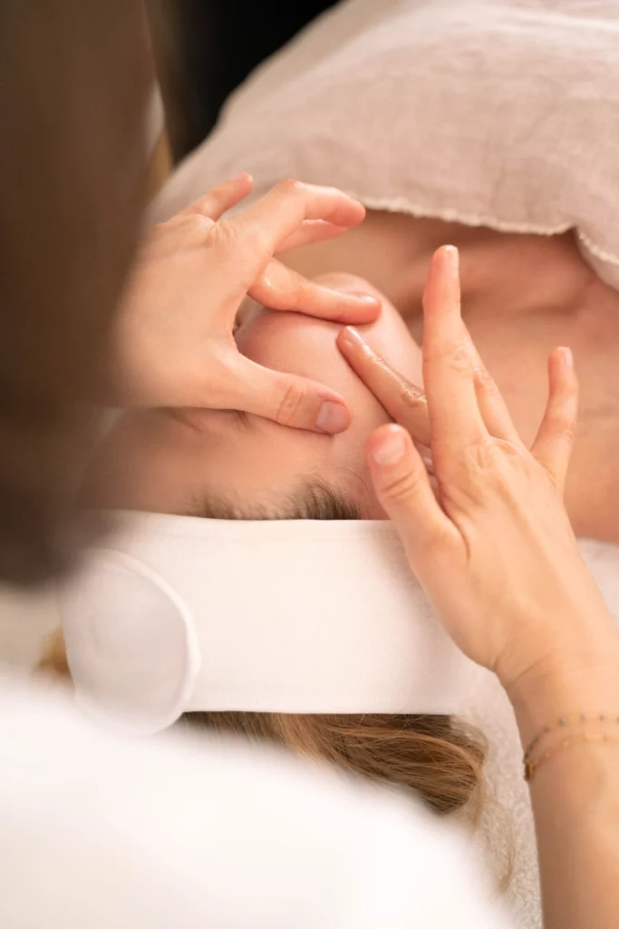 Exemple d'une réalisation de l'Agence Innova pour Rose Massage Therapist (Mathilde Lapoujade)